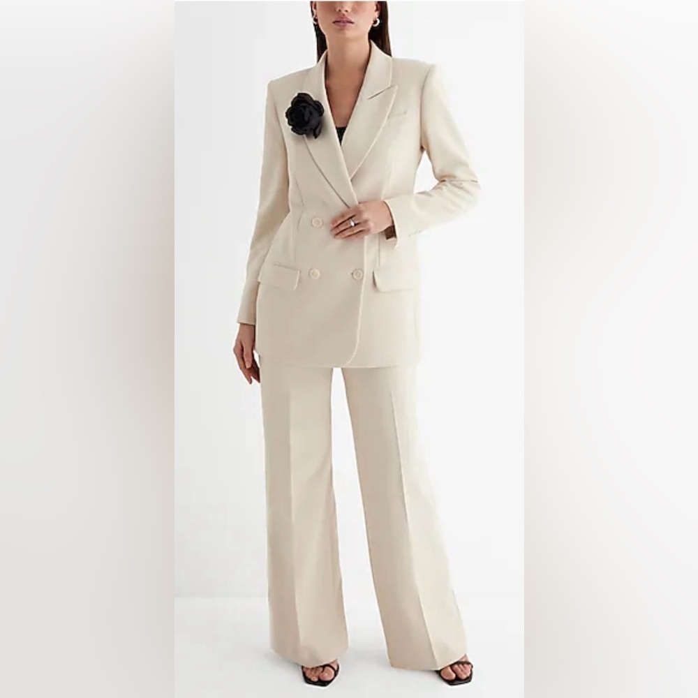 NEW Express Women’s Cream Double Breasted Removable Corsage Blazer Size XL - Picture 6 of 13